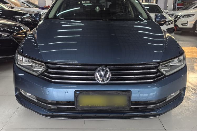 Used Volkswagen Variant 2018 380TSI Two-Wheel Drive Comfort Edition