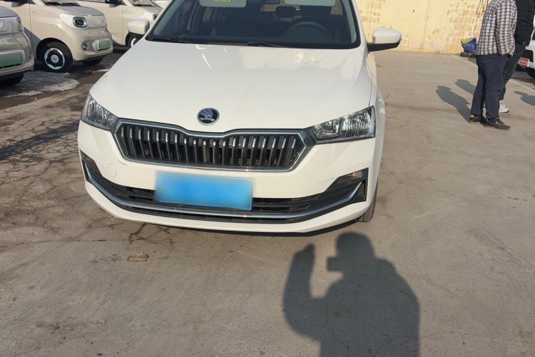 Used Skoda Rapid 2020 1.5L Automatic Comfort Edition
