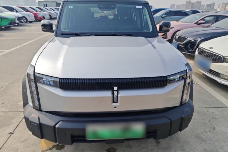 Used  03 2024 472km Four-Wheel Drive Long-Range Intelligent Advanced Version
