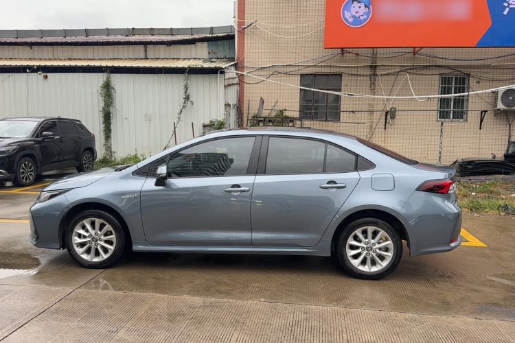 Used Toyota Corolla 2021 Dual-Motor 1.8L E-CVT Elite Edition
