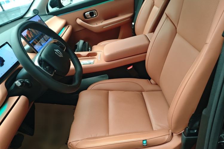 Used Leapmotor C16 2024 Range-Extended 200 LiDAR Edition
