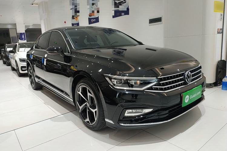 Used Volkswagen Magotan 2023 2 Million Units Limited Edition 330TSI DSG Leading Version
