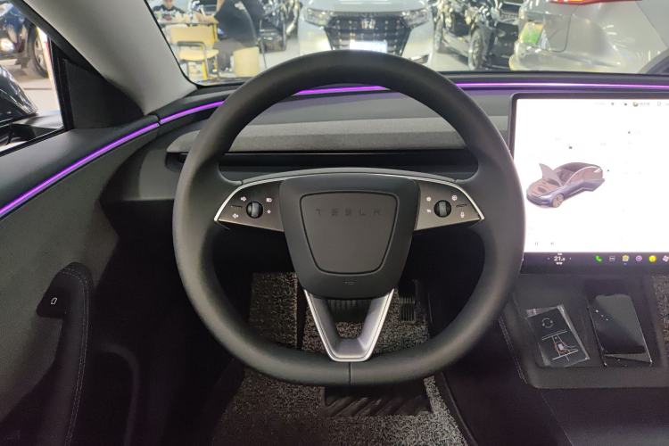 Used Tesla Model 3 2025 Rear-Wheel-Drive Version
