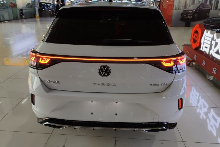 Used Volkswagen T-ROC 2023 300TSI DSG Two-Wheel-Drive Chen Guang Edition
