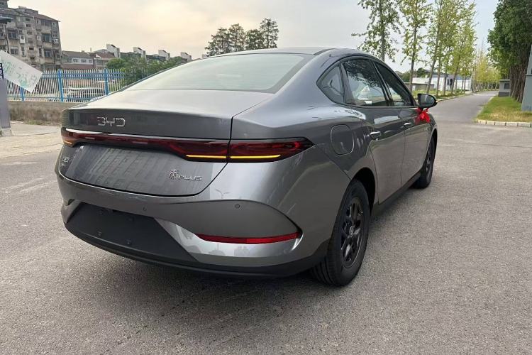 Used BYD Qin PLUS 2025 DM-i Smart Drive 55KM Leading Model
