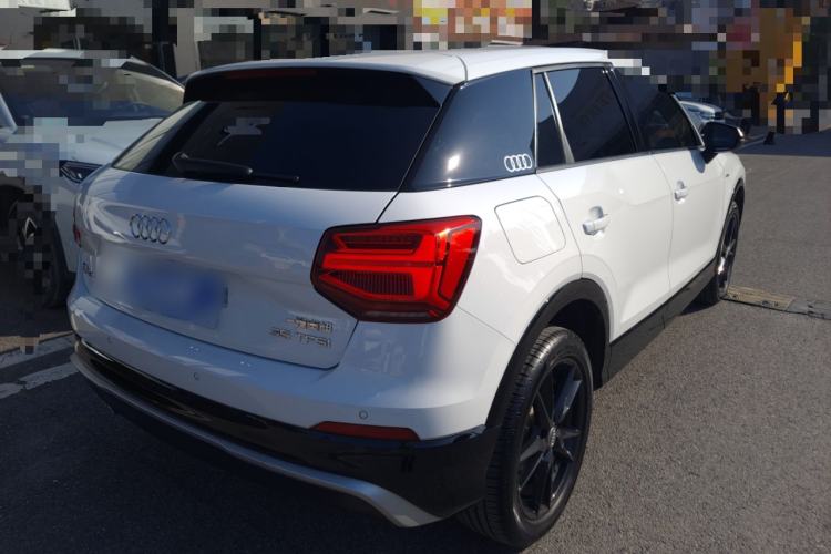 Used Audi Q2L 2021 35 TFSI Fashion Dynamic Model
