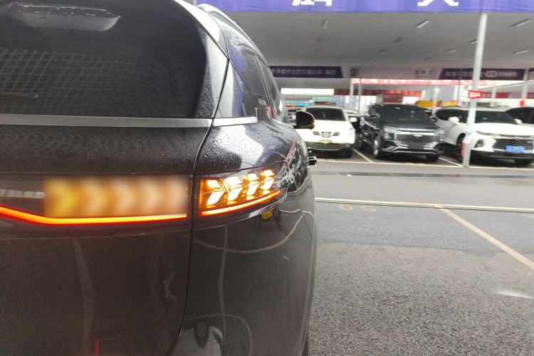 Used VOYAH FREE 2021 Four-Wheel Drive Standard Range-Extended Exclusive Luxury Package
