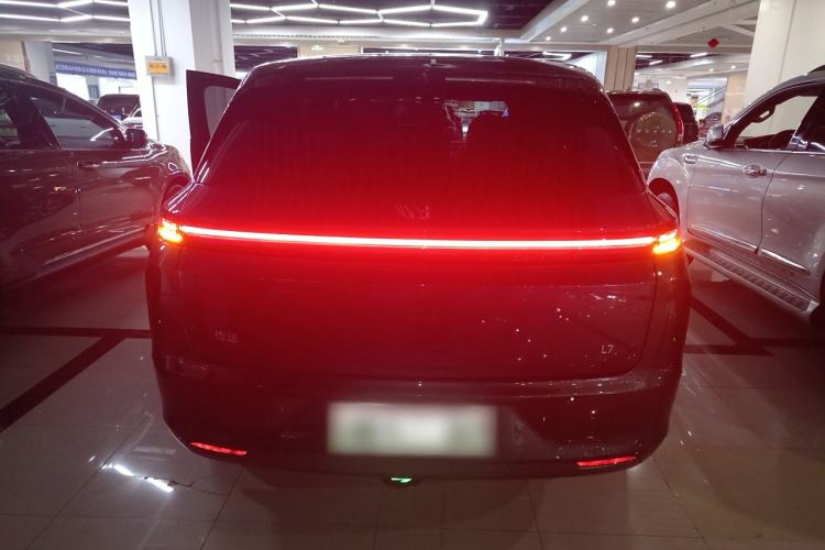 Used Li Auto L7 2023 Air model
