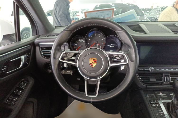 Used Porsche Macan 2018 Macan 2.0T
