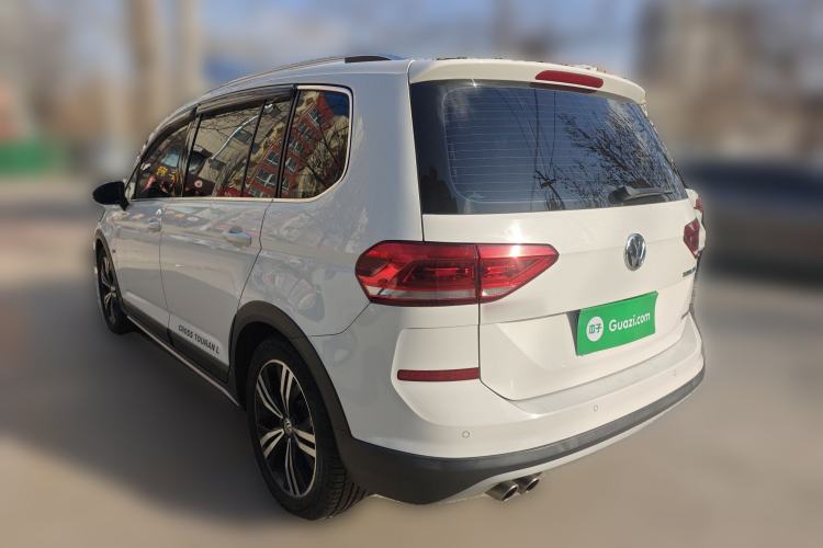 Used Volkswagen Touran 2018 Volkswagen Touran L 280TSI DSG Boundary Edition 6-Seater China VI Standard