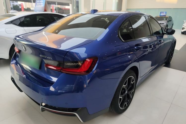 Used BMW i3 2023 eDrive 40 L Midnight Edition
