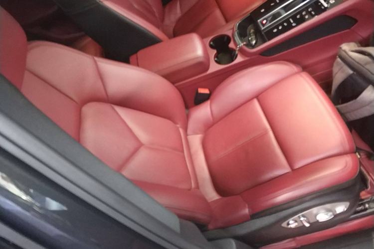 Used Porsche Macan 2023 Macan 2.0T
