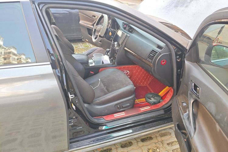 Used Toyota Reiz 2013 2.5V Shangrui Edition
