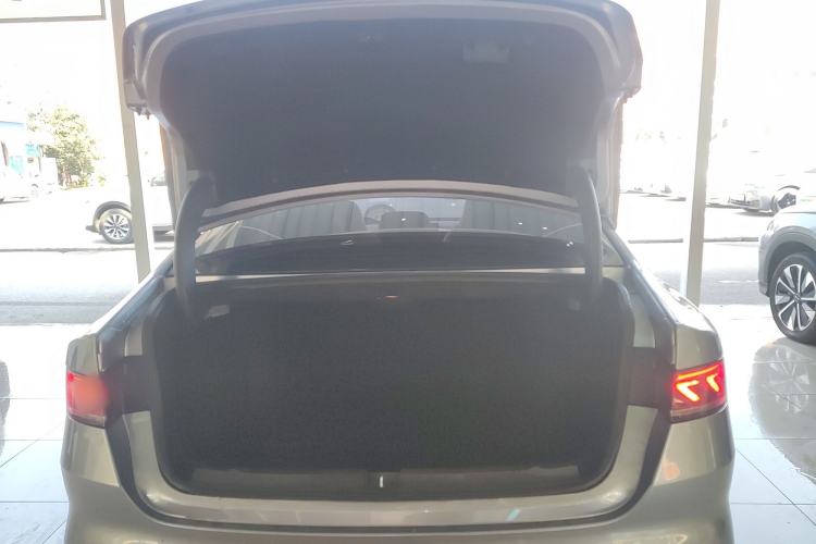 Used BYD Qin PLUS 2021 EV 500KM Luxury Model
