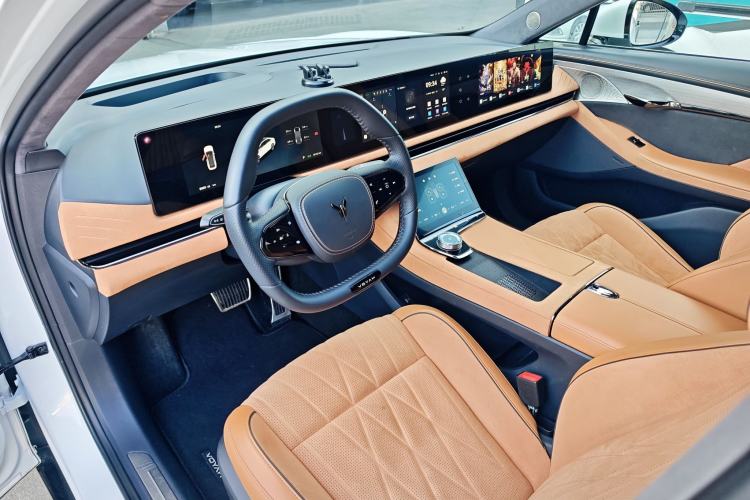 Used VOYAH PASSION 2023 Four-Wheel Drive Standard Edition