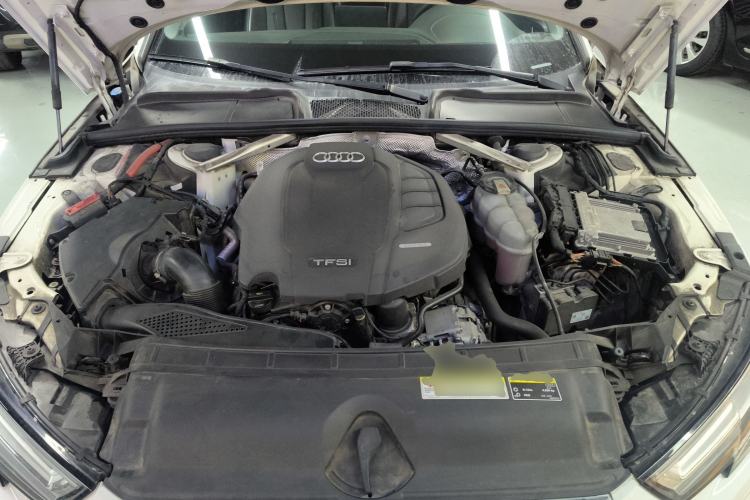 Used Audi A4L 2019 40 TFSI Ambition China VI
