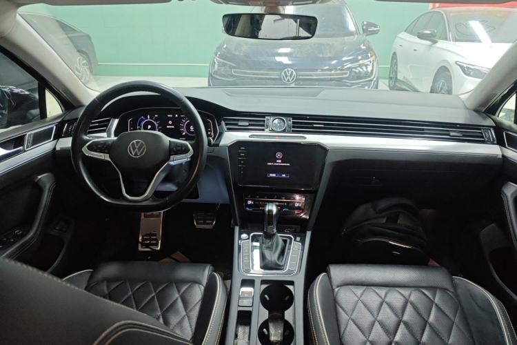 Used Volkswagen Magotan GTE Plug-in Hybrid 2022 GTE Luxury Model
