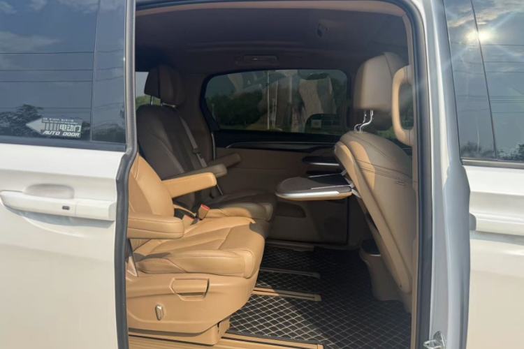 Used Buick GL8 2020 ES Land Cruiser 653T Luxury Edition
