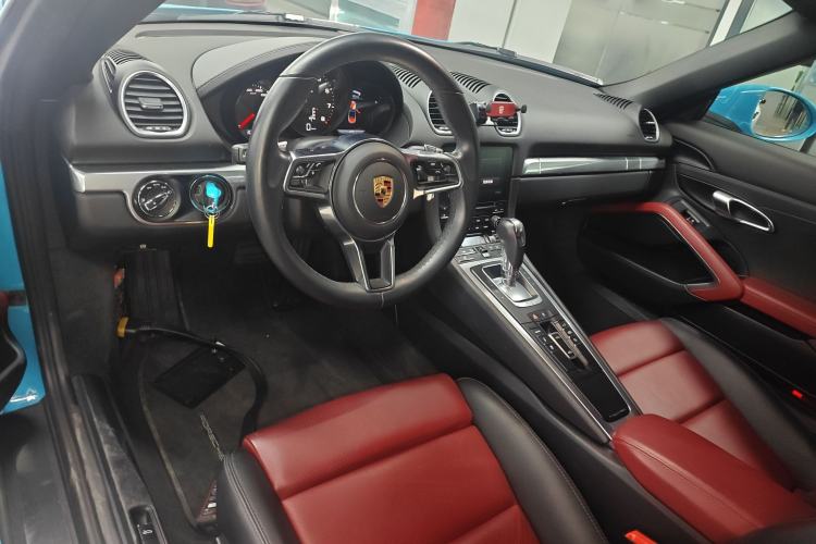 Used Porsche 718 2018 Boxster 2.0T
