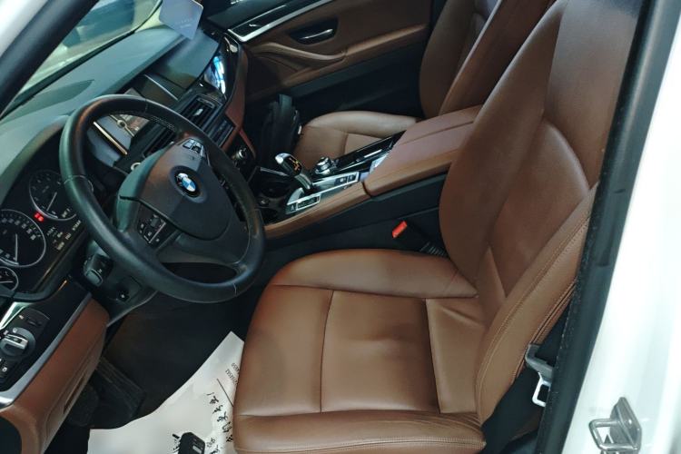 Used BMW 5 Series 2014 520i Elegant Edition