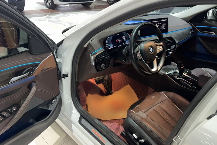 Used BMW 5 Series New Energy 2021 535Le Luxury Package
