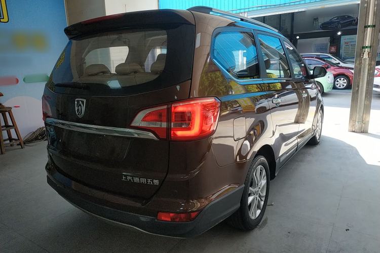 Used Baojun 730 2016 1.5T Manual Comfort Version 7 Seats