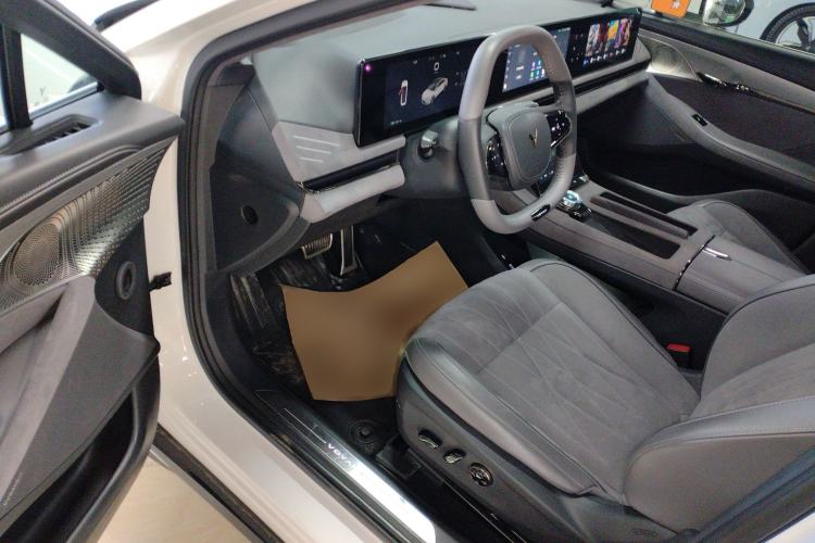 Used VOYAH PASSION 2023 Four-Wheel Drive Flagship Edition