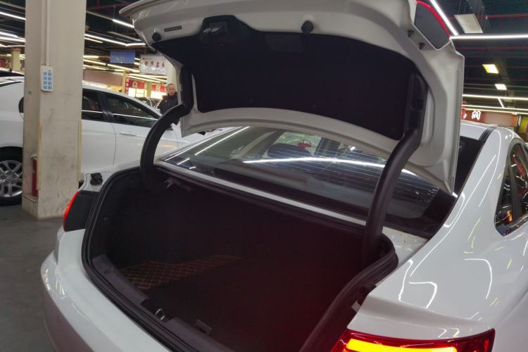 Used Geely Auto Emgrand GL 2017 1.3T DCT Elite Model