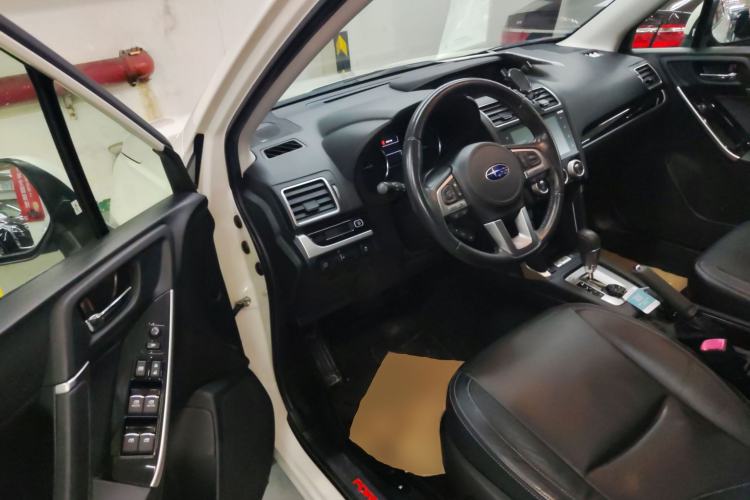 Used Subaru Forester 2018 2.0i Luxury Navigation Edition
