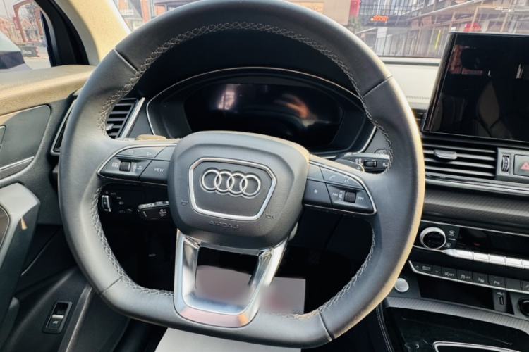 Used Audi Q5L 2022 Updated 40T Luxury Dynamic Edition
