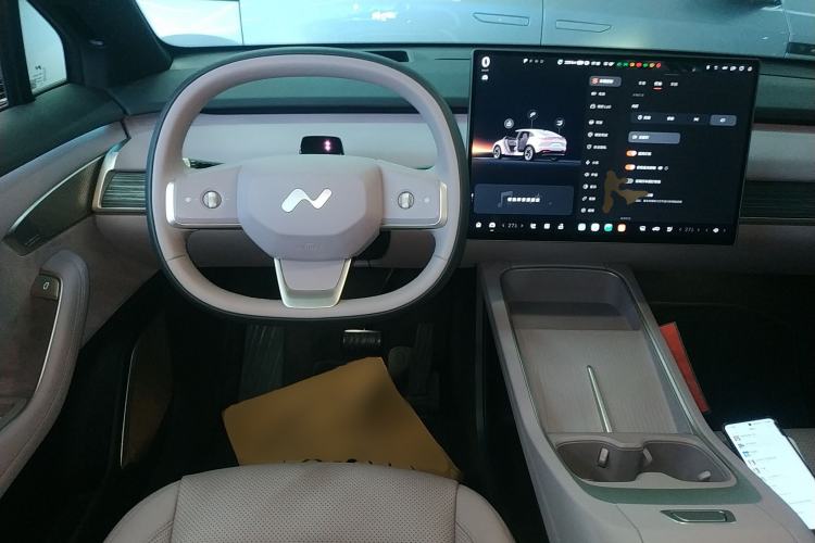 Used ONVO L60 2024 60 kWh Rear-Drive Version
