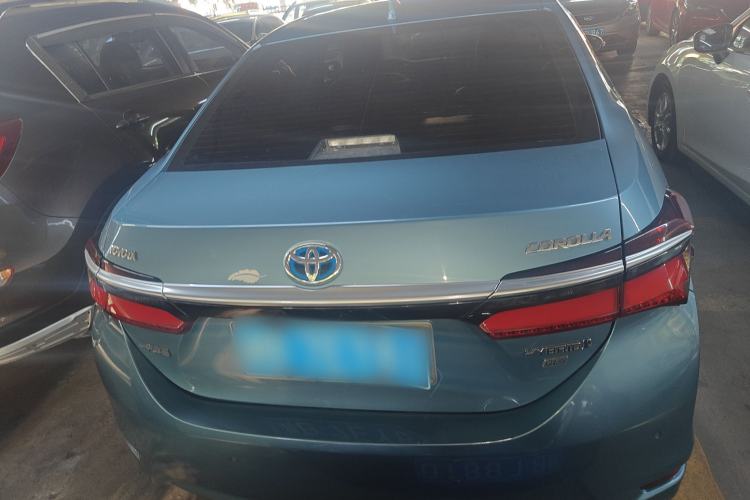 Used Toyota Corolla 2018 Dual-Engine 1.8L E-CVT Smart Edition
