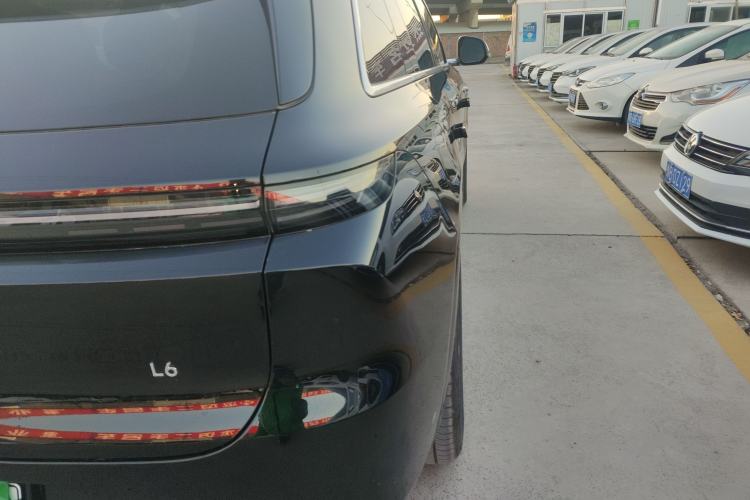 Used Li Auto L6 2025 Pro Smart Refresh Edition
