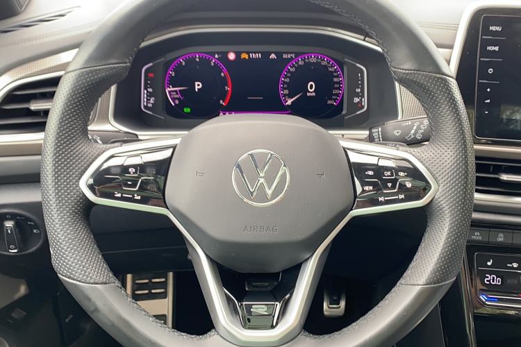 Used Volkswagen T-ROC 2023 300TSI DSG Two-Wheel Drive Starlight Edition
