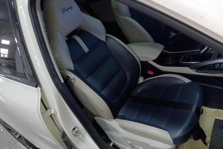 Used MG Pilot 2021 300TGI Automatic Two-Wheel Drive Trophy Prestige Edition
