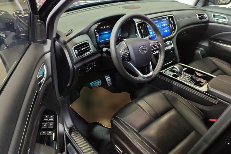 Used GAC Trumpchi GS8 2021 390T Two-Wheel-Drive Dark Knight Edition
