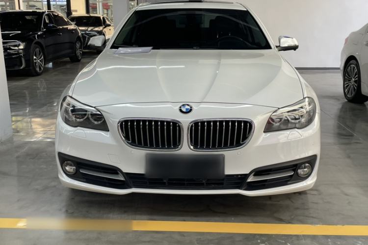 Used BMW 5 Series 2014 525Li Leading Model

