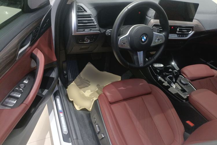 Used BMW X3 2023 Restyled xDrive30i Leading Edition M Night Sky Package
