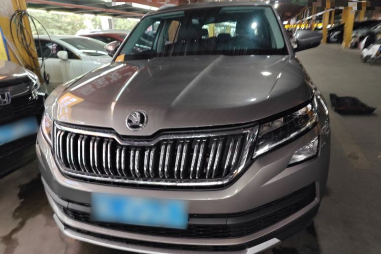 Used Skoda Kodiaq 2017 TSI330 7-Seater Two-Wheel-Drive Luxury Edition
