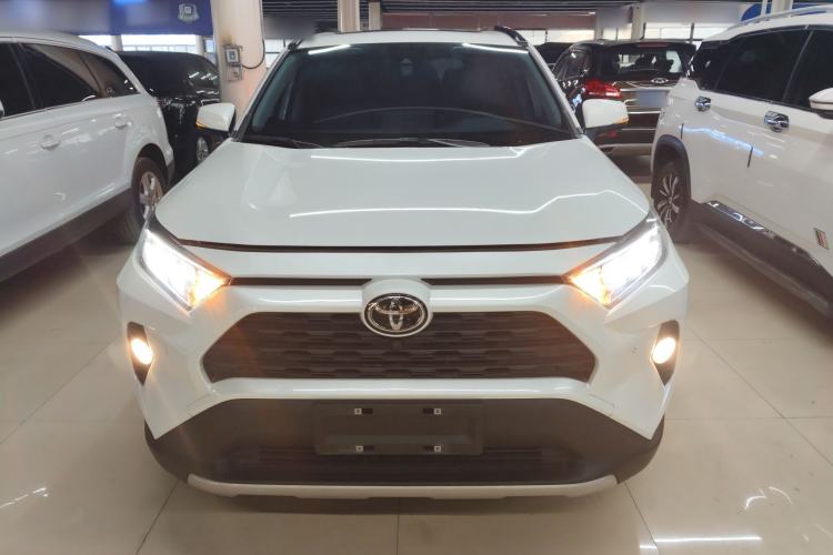 Used Toyota RAV4 2022 2.0L CVT Two-Wheel Drive Fashion Plus Edition
