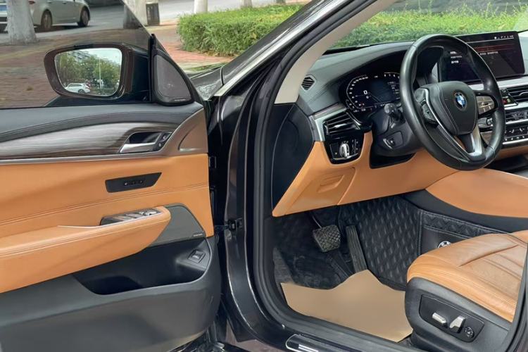 Used BMW 6 Series GT 2021 630i Luxury Design Package