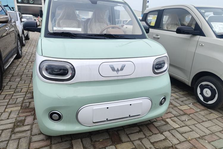 Used Wuling Hongguang MINIEV 2024 3rd Generation 215km Youth Edition
