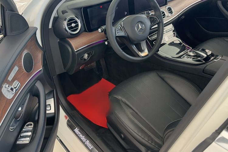 Used Mercedes-Benz E-Class 2016 E 300 L Stylish Model
