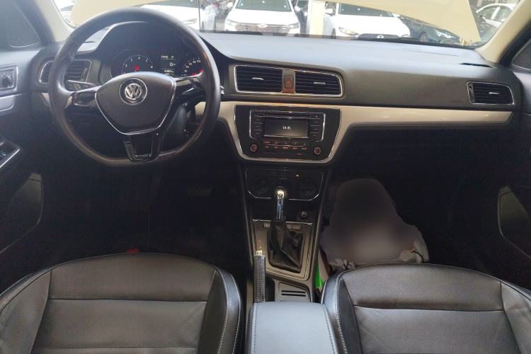 Used Volkswagen Gran Lavida 2015 230TSI DSG Comfort Edition
