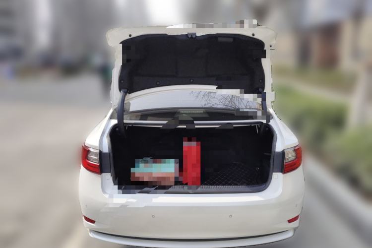 Used Lexus ES 2017 300h Mark Levinson Comfort Edition