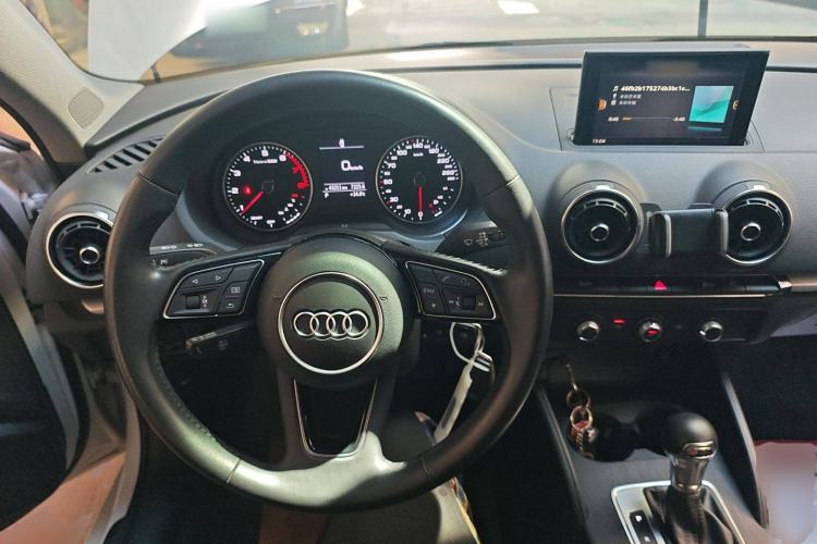 Used Audi A3 2020 Restyled Limousine 35 TFSI Ambition Version China VI
