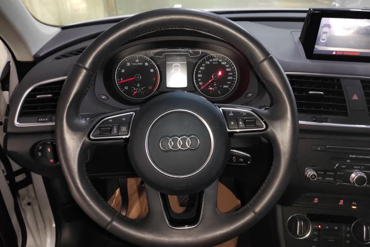 Used Audi Q3 2017 30 TFSI Fashion Model
