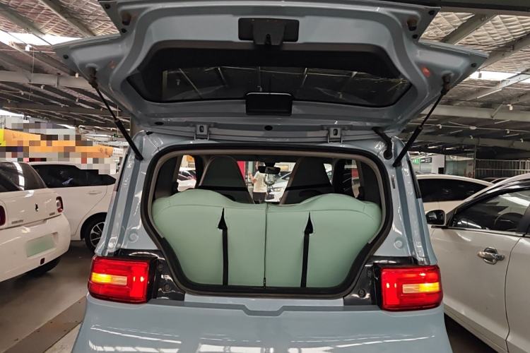 Used Wuling Hongguang MINIEV 2022 Easy Version Lithium Iron Phosphate
