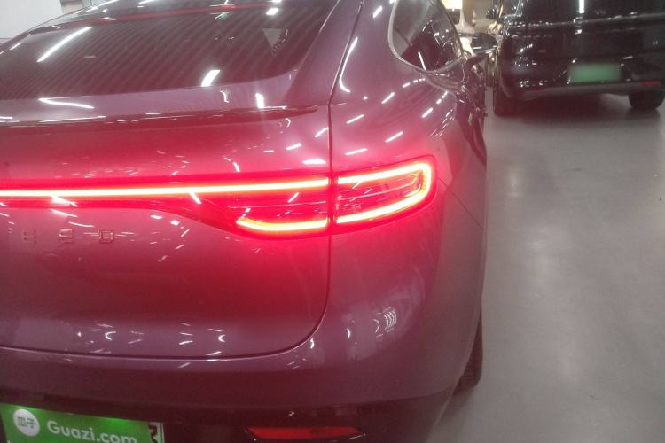 Used Hima Luxeed R7 2024 All-Electric 736 km Ultra
