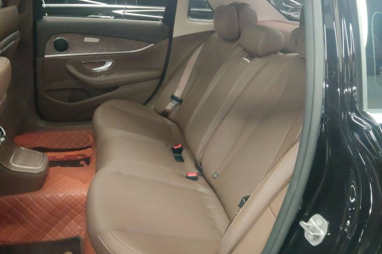 Used Mercedes-Benz E-Class New Energy 2023 E 350 e L Plug-in Hybrid Sedan
